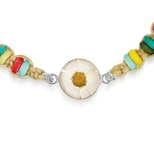 Real daisy flower friendship bracelet by award winning brand Shrieking Violet.