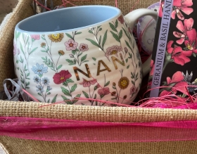Pretty ‘NAN’ hamper, a perfect gift for nan!