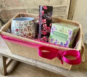 Pretty ‘NAN’ hamper, a perfect gift for nan!