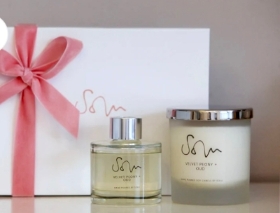 Solu luxury reed diffuser and soy candle gift set.